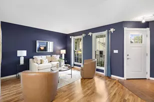 8607 Shiloh Ct, Eden Prairie, MN 55347 - Photo 5