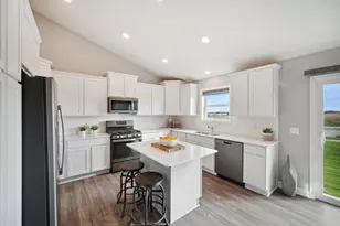 1855 Lincoln Ave, Saint Paul Park, MN 55016 - Photo 3
