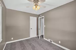 1028 1st Ave NE, Faribault, MN 55021 - Photo 21
