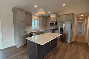 6073 Fuller Cir, Wyoming, MN 55092 - Photo 7