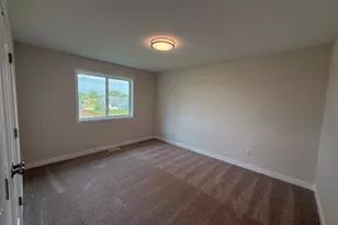 6073 Fuller Cir, Wyoming, MN 55092 - Photo 17