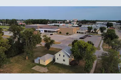 1706 N 4th Avenue, Moorhead, MN 56560 - Photo 3