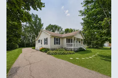 417 Countryside Drive SE, Montgomery, MN 56069 - Photo 1
