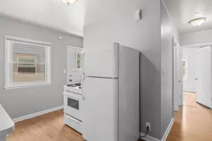1210 Sherburne Ave, Saint Paul, MN 55104 - Photo 17
