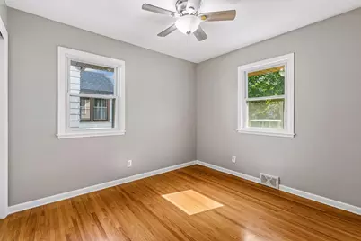 3845 Vera Cruz Avenue N, Robbinsdale, MN 55422 - Photo 9