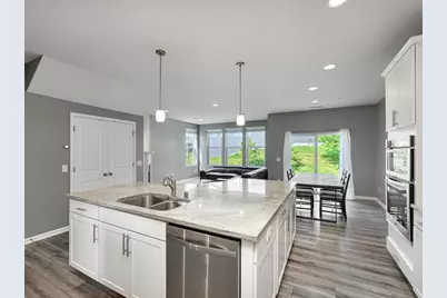 5581 Yucca Lane N, Plymouth, MN 55446 - Photo 11
