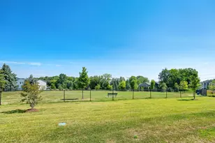 5581 Yucca Ln N, Plymouth, MN 55446 - Photo 31