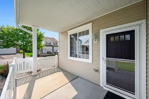 4709 Blaylock Way, Inver Grove Heights, MN 55076 - Photo 5