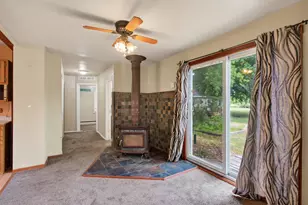 835 W 2nd St, Rush City, MN 55069 - Photo 7