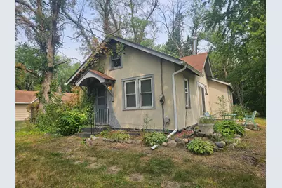 835 W 2nd Street, Rush City, MN 55069 - Photo 1