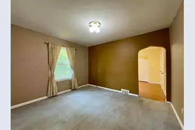 421 S 69th Avenue W, Duluth, MN 55807 - Photo 9