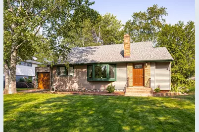 2412 Chambersburg Avenue, Duluth, MN 55811 - Photo 1