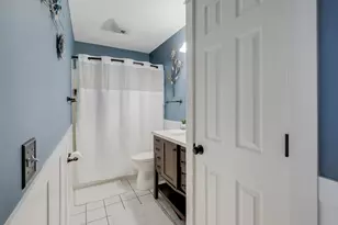 3221 Valley Ridge Dr, Eagan, MN 55121 - Photo 15