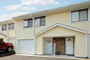 3221 Valley Ridge Dr, Eagan, MN 55121 - Photo 31