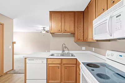 625 Mariner Way #87, Woodbury, MN 55129 - Photo 15