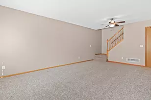 625 Mariner Way, Woodbury, MN 55129 - Photo 7
