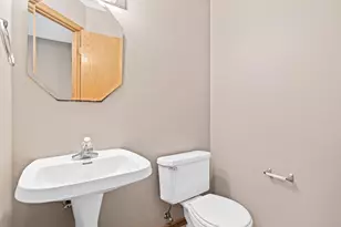 625 Mariner Way, Woodbury, MN 55129 - Photo 17