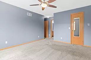 625 Mariner Way, Woodbury, MN 55129 - Photo 25