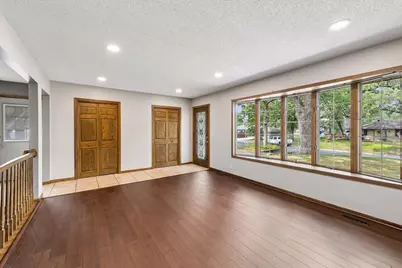 3801 W 114th Street, Bloomington, MN 55431 - Photo 9
