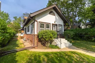 912 30th Ave S, Minneapolis, MN 55406 - Photo 1