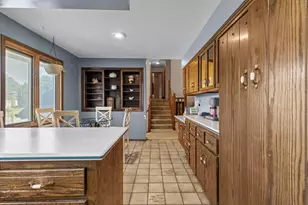 14011 Hayes Rd, Apple Valley, MN 55124 - Photo 9