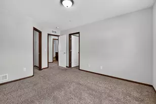 5160 61st St NW, Rochester, MN 55901 - Photo 15