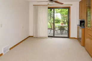 3007 Nash Rd, Brooklyn Center, MN 55429 - Photo 7