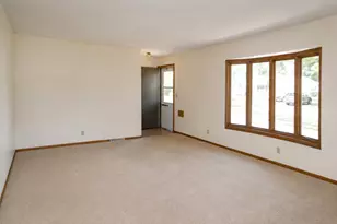 3007 Nash Rd, Brooklyn Center, MN 55429 - Photo 3