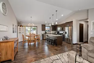 704 Bremen Cir, Waverly, MN 55390 - Photo 7