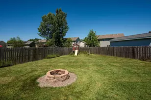 704 Bremen Cir, Waverly, MN 55390 - Photo 25