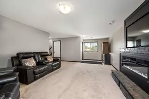 704 Bremen Cir, Waverly, MN 55390 - Photo 19