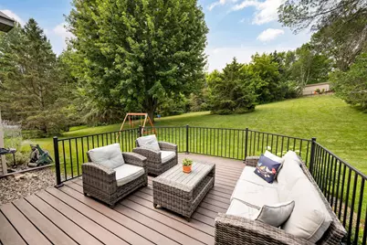 1584 Lake Susan Hills Drive, Chanhassen, MN 55317 - Photo 21