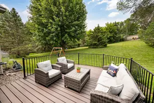 1584 Lake Susan Hills Dr, Chanhassen, MN 55317 - Photo 21