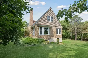 3205 Hillsboro Ave S, Saint Louis Park, MN 55426 - Photo 3