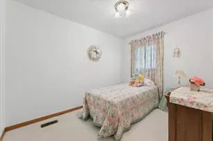 1521 Bruers Ct, Chaska, MN 55318 - Photo 23