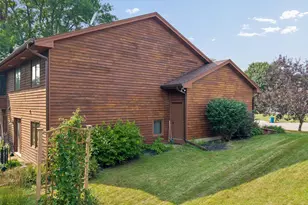 1521 Bruers Ct, Chaska, MN 55318 - Photo 29