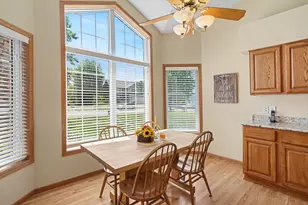 7640 Teal Rd, Woodbury, MN 55125 - Photo 9