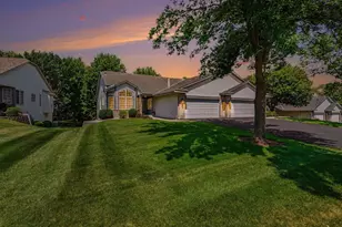 7640 Teal Rd, Woodbury, MN 55125 - Photo 1