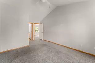 4179 Running Brook Rd, Eagan, MN 55122 - Photo 19
