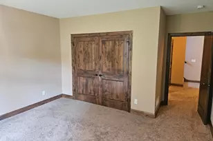 5450 Archer Ln N, Plymouth, MN 55446 - Photo 43