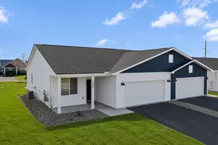 236 Gambel St, River Falls, WI 54022 - Photo 1