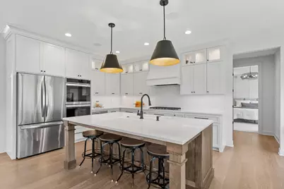 12750 Surrey Street, Eden Prairie, MN 55347 - Photo 5
