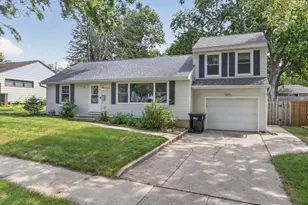 1536 9th Ave NE, Rochester, MN 55906 - Photo 3