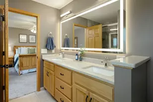 20585 Islandview Cir, Lakeville, MN 55044 - Photo 21