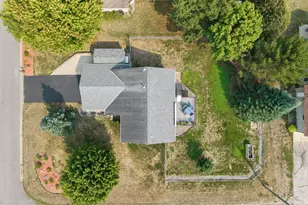 735 Laura St, Prescott, WI 54021 - Photo 29