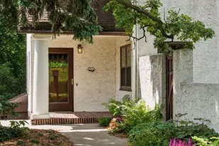 27 Highview Pl, Minneapolis, MN 55419 - Photo 3