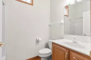 10471 Spyglass Dr, Eden Prairie, MN 55347 - Photo 33