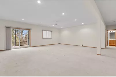 10471 Spyglass Drive, Eden Prairie, MN 55347 - Photo 29