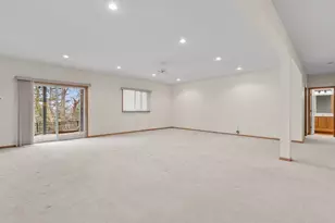 10471 Spyglass Dr, Eden Prairie, MN 55347 - Photo 29