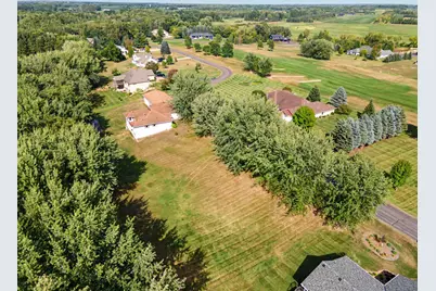 2027 and 2029 Highland Circle W, Mora, MN 55051 - Photo 9